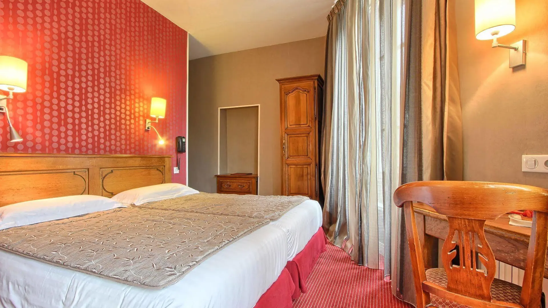 Welcome Hotel